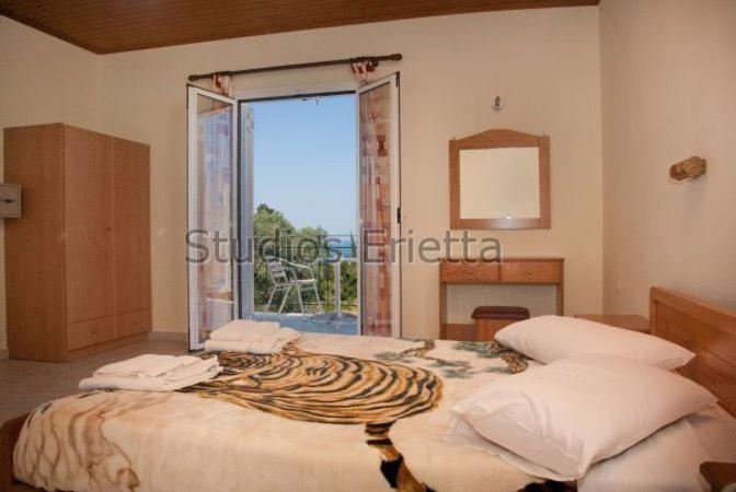 Erietta Studios Σβορωνάτα Εξωτερικό φωτογραφία